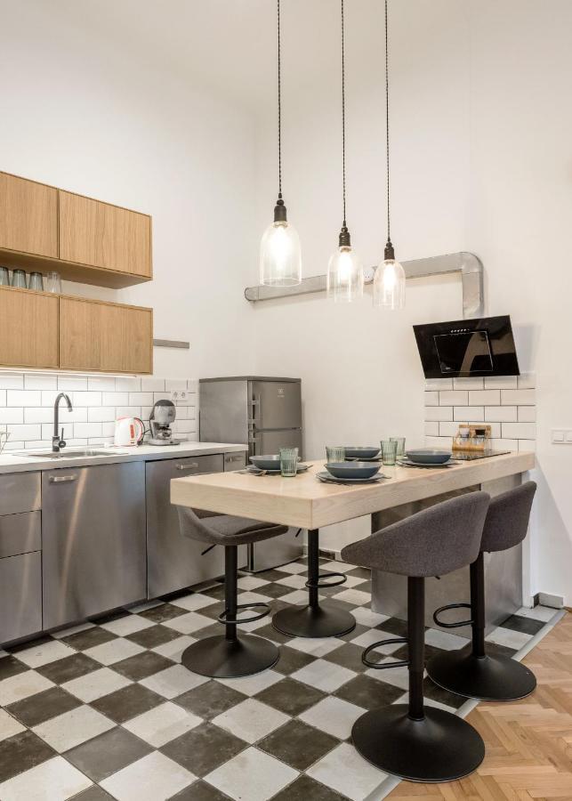בודפשט Industrial Fantasy Apartment מראה חיצוני תמונה